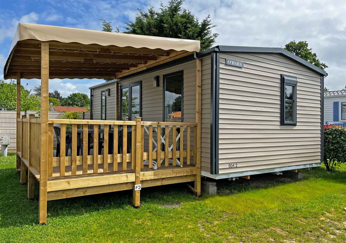 Premium 2-bedroom mobile home for 4 people | Camping*** La Chênaie mobile home rental La Palmyre