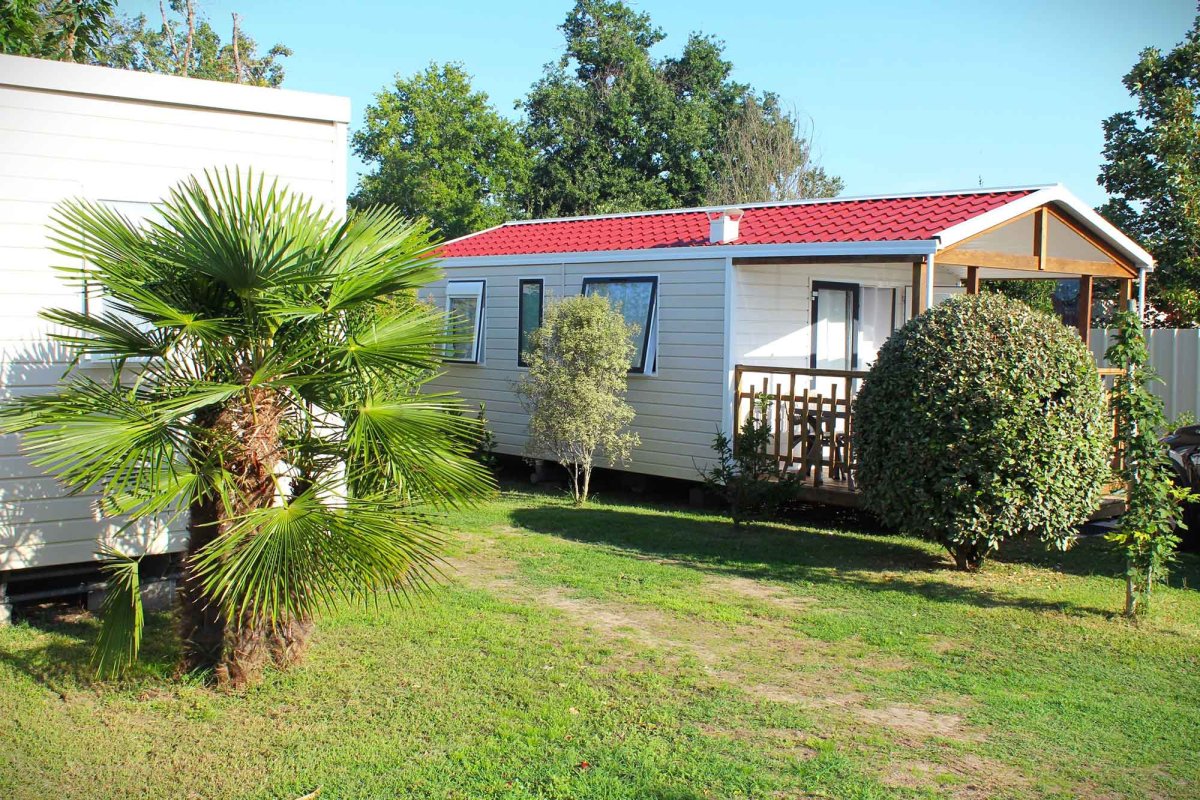 Mobile home Comfort Panoramic 2 bedrooms 4 people | Camping*** La Chênaie mobile home rental La Palmyre France