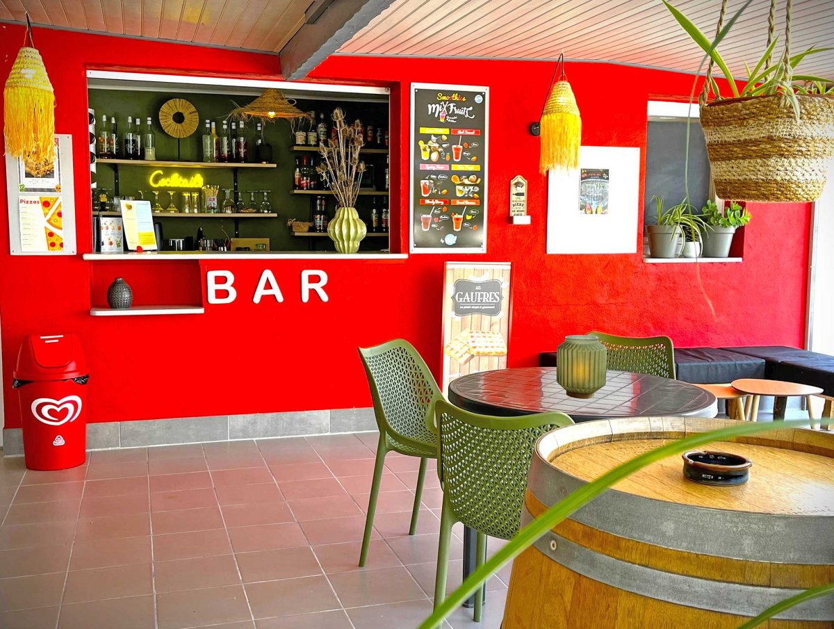 Snack bar & animations  | Camping*** La Chênaie location de mobil homes La Palmyre